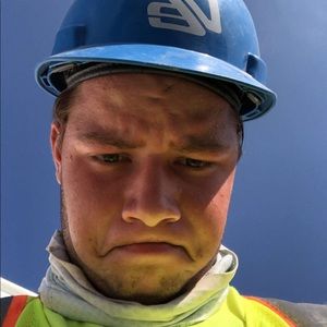 Meet your Posher, Alex